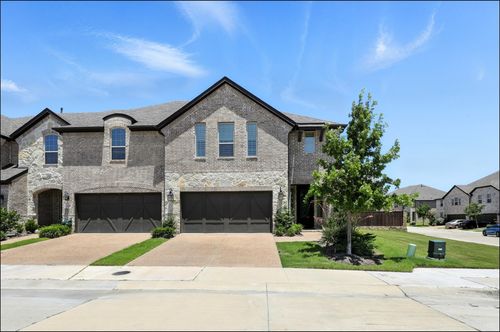 3917 Dame Ragnel Dr, Lewisville, TX, 75056-5084 | Card Image