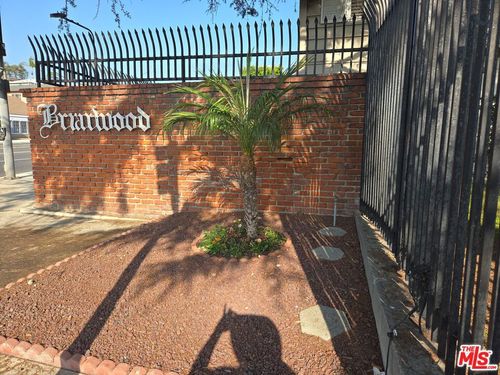 107-3500 W Manchester Blvd, Inglewood, CA, 90301-1753 | Card Image