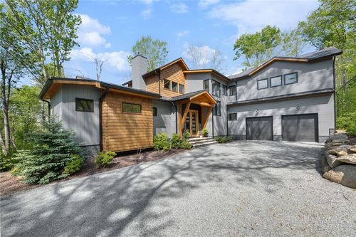 576 Eagle Spring Trl, Banner Elk, NC, 28604-6489 | Card Image