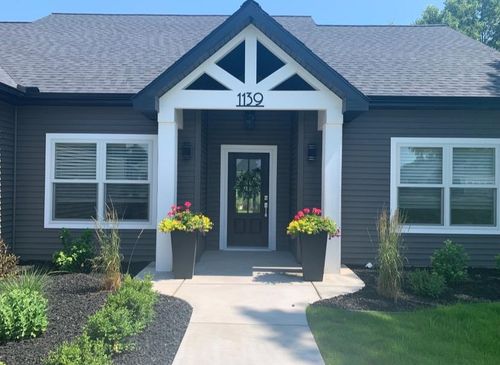 1139 Fairway Dr, Lake Isabella, MI, 48893-9337 | Card Image