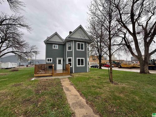 503 10th St, Sibley, IA, 51249-1838 | Card Image