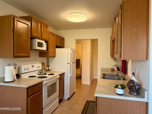 b1-3870 E Leonesio Dr, Reno, NV, 89512-1151 | Card Image