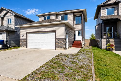 8674 122 Ave, Grande Prairie, AB, T8X0P6 | Card Image