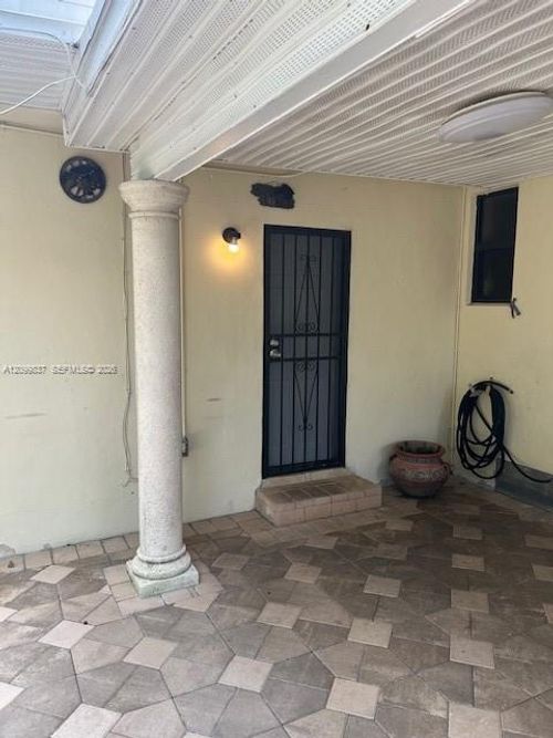 2-4801 Nw 4th Ter, Miami, FL, 33126-2123 | Card Image