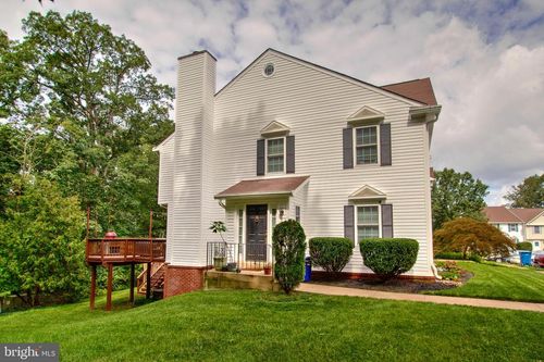 200 Sulgrave Ct, Potomac Falls, VA, 20165-6492 | Card Image