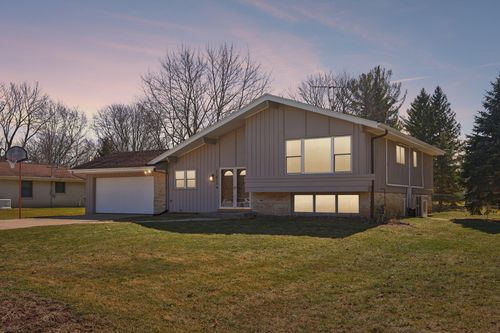 11817 W Grange Ave, Hales Corners, WI, 53130-1034 | Card Image