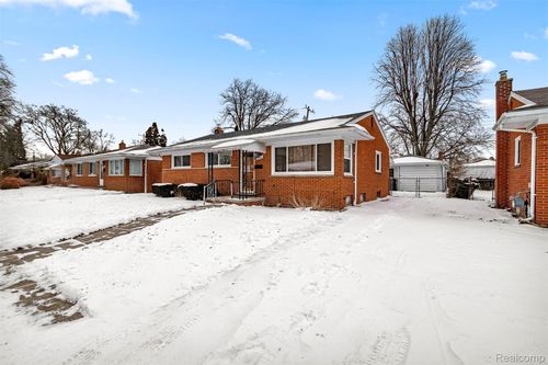 9058 Winston, Redford, MI, 48239-1286 | Card Image