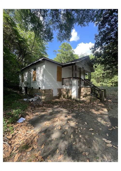 2116 West Blvd, Charlotte, NC, 28208-6105 | Card Image