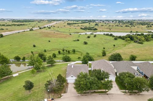 10980 Caldwell Ln, Fort Worth, TX, 76179-5310 | Card Image