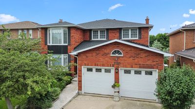 1983 Roy Ivor Cres, House other with 4 bedrooms, 4 bathrooms and 4 parking in Mississauga ON | Image 2