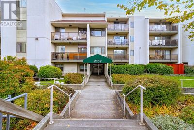 309 - 2757 Quadra St, Condo with 2 bedrooms, 1 bathrooms and 1 parking in Victoria BC | Image 2