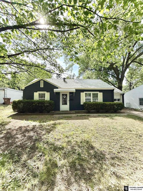 3045 S 42nd Street, Lincoln, NE, 68506 | Card Image