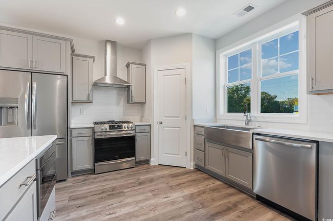 61 Yale Pl, House other with 4 bedrooms, 3 bathrooms and 4 parking in Pawleys Island SC | Image 7