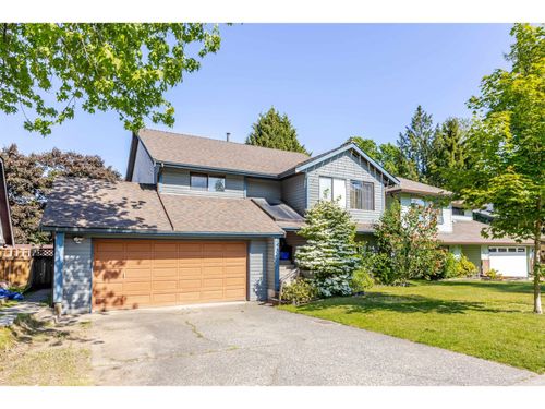 6640 133 St, Surrey, BC, V3W8C3 | Card Image