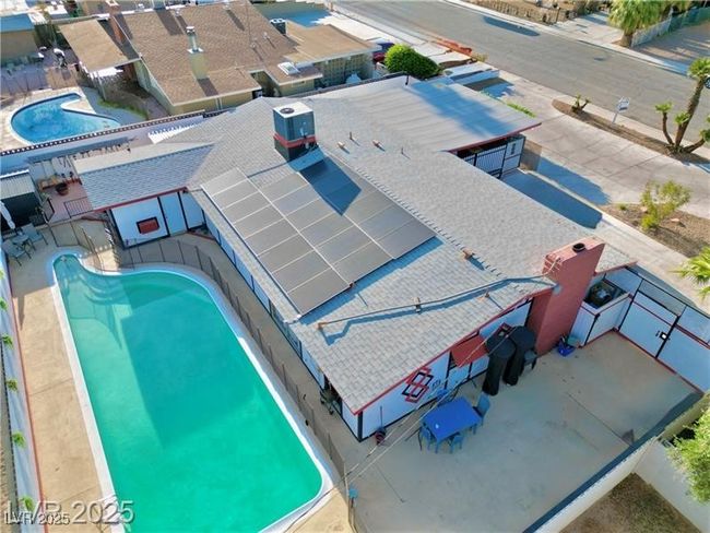 Aerial view of a pool area | Image 28