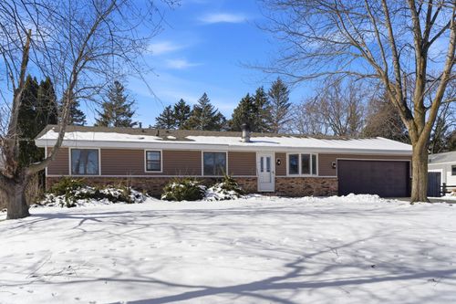 2575 Aladdin St, Roseville, MN, 55113-3409 | Card Image