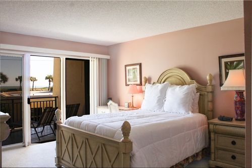 apt-205c-3939 Ocean Dr, Vero Beach, FL, 32963-1319 | Card Image