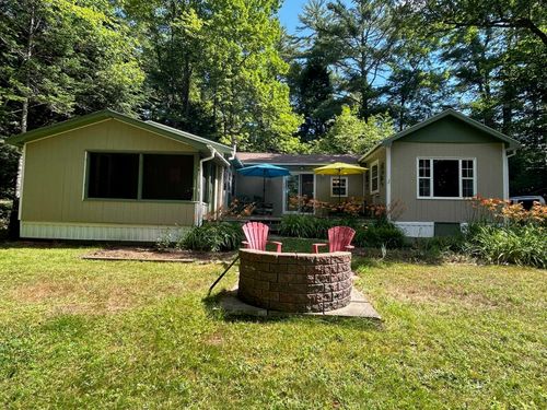 283 Brandy Lane, New Germany, NS, B0R1E0 | Card Image