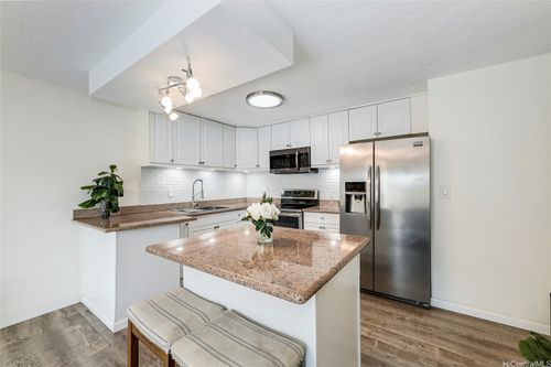 apt-230-98-731 Moanalua Loop, Aiea, HI, 96701-5111 | Card Image