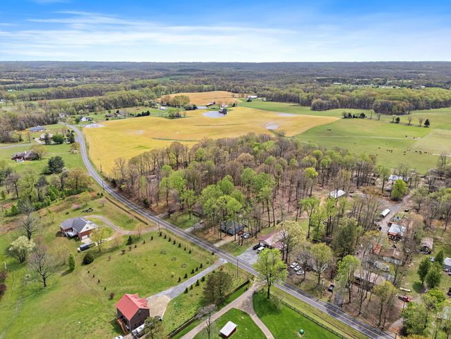 4233 Old Coopertown Rd, House other with 3 bedrooms, 2 bathrooms and null parking in Springfield TN | Image 27