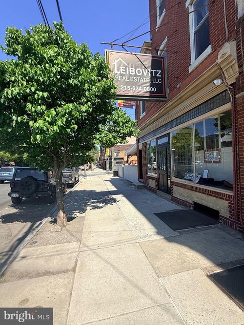 330 E Girard Avenue, PHILADELPHIA, PA, 19125 | Card Image