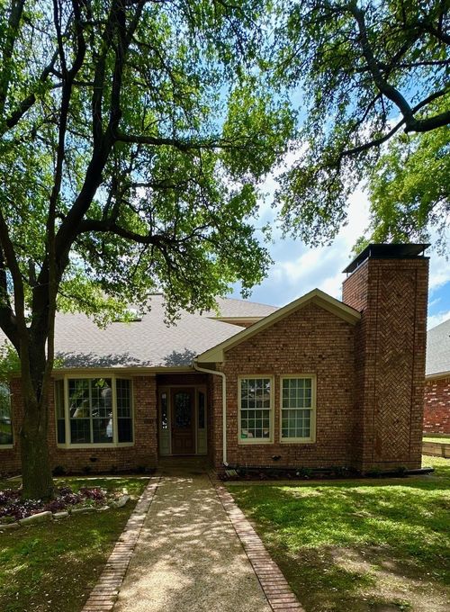 9324 Moss Farm Ln, Dallas, TX, 75243-7433 | Card Image
