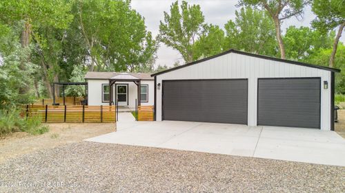 8 Road 36490, Aztec, NM, 87410-9424 | Card Image