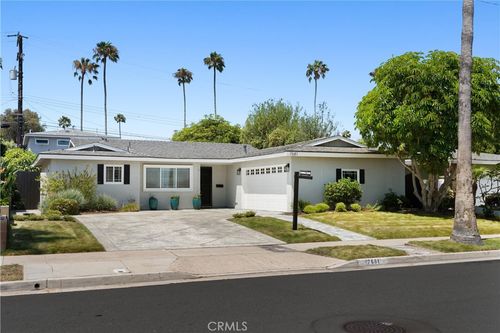 7681 Quebec Dr, Huntington Beach, CA, 92648 | Card Image