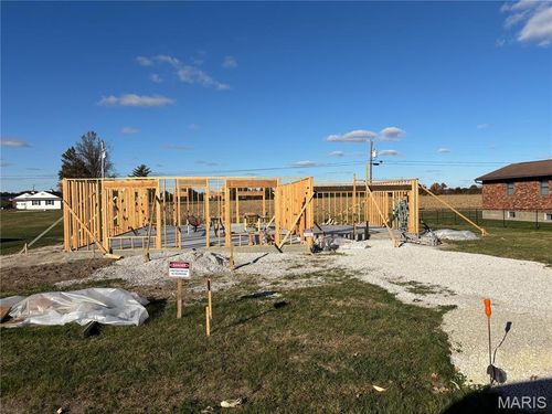 118 Meadow Dr, Monroe City, MO, 63456-1114 | Card Image