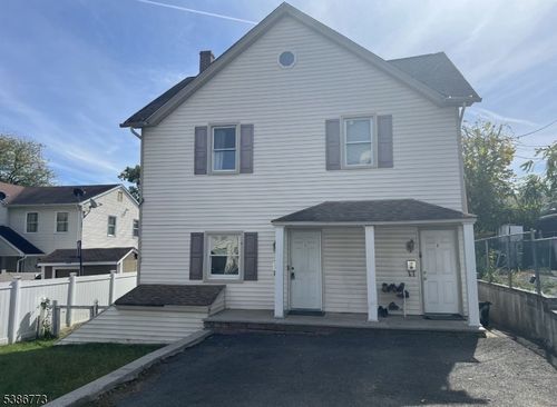 3 Sickle St, Dover, NJ, 07801-2117 | Card Image