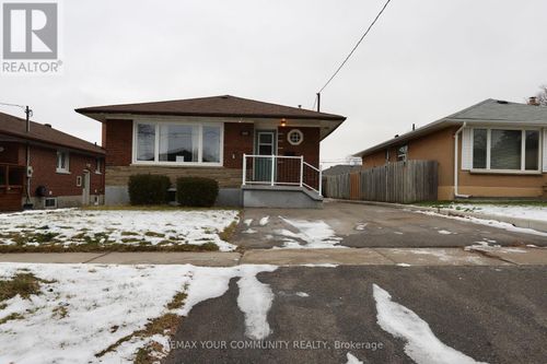 main-885 Myers Street, Oshawa (Lakeview), ON, L1N5N3 | Card Image