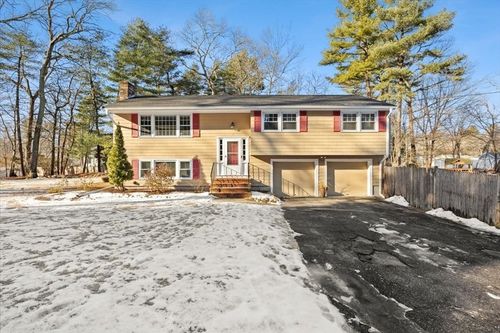 12 Belknap Rd, Medfield, MA, 02052-2101 | Card Image