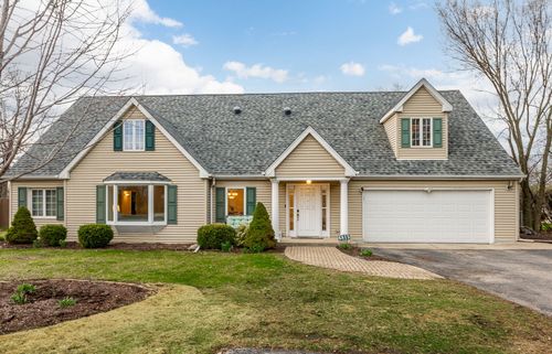 6815 Willow Springs Rd, Countryside, IL, 60525-4716 | Card Image