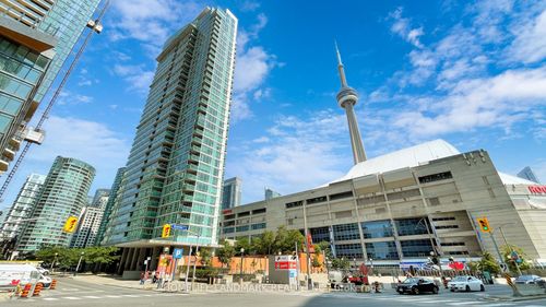 2807-81 Navy Wharf Crt, Toronto, ON, M5V3S2 | Card Image