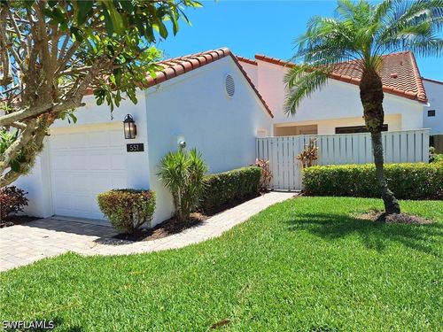 551 Beachwalk Cir, NAPLES, FL, 34108-8781 | Card Image