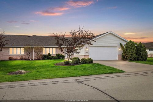 1692 Twin Lakes Circle, BELLEVUE, WI, 54311 | Card Image