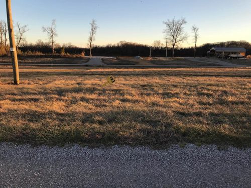 123 Catfish Ln, Crump, TN, 38327-3729 | Card Image