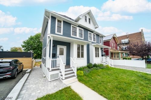 107 N Fullerton Ave, Montclair, NJ, 07042-3831 | Card Image