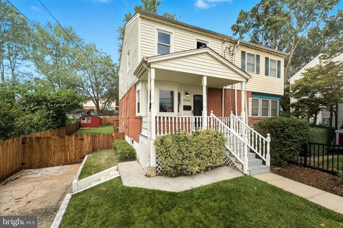 6942 University Dr, ALEXANDRIA, VA, 22307-1525 | Card Image