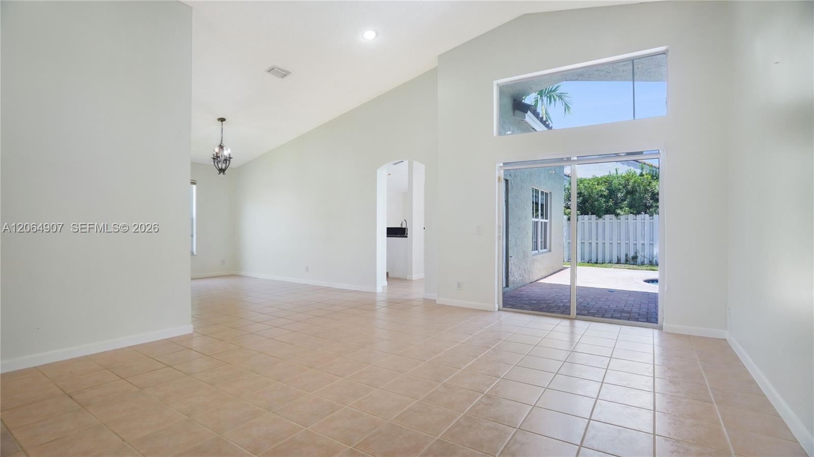 Residential Lease in Weston 3
