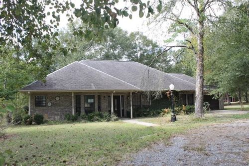 4952 Evergreen St, Orange, TX, 77630-8933 | Card Image