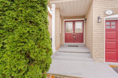 86 Native Landing, House attached with 4 bedrooms, 4 bathrooms and 5 parking in Brampton ON | Image 3