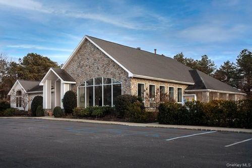 2009-1000 Saddle Rock Rd, Holbrook, NY, 11741-4817 | Card Image