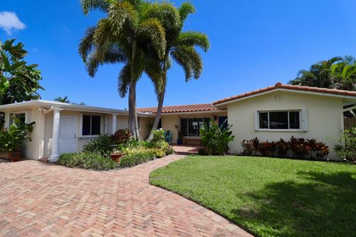 2208 Ne 19th Ave, Wilton Manors, FL, 33305-1504 | Card Image