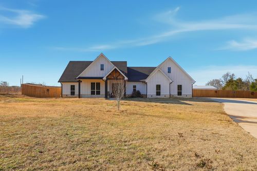 1022 Fm 1795, Gilmer, TX, 75644-7698 | Card Image