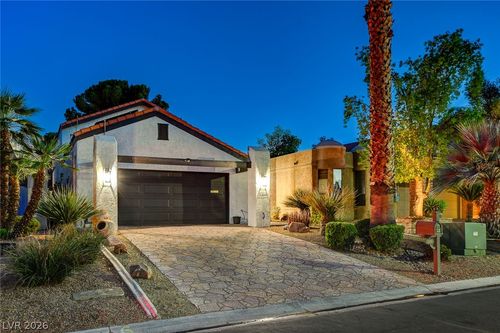 3200 Bel Air Dr, Las Vegas, NV, 89109-1517 | Card Image