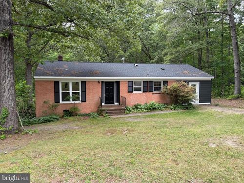 727 Chalklevel Rd, Louisa, VA, 23093-4115 | Card Image