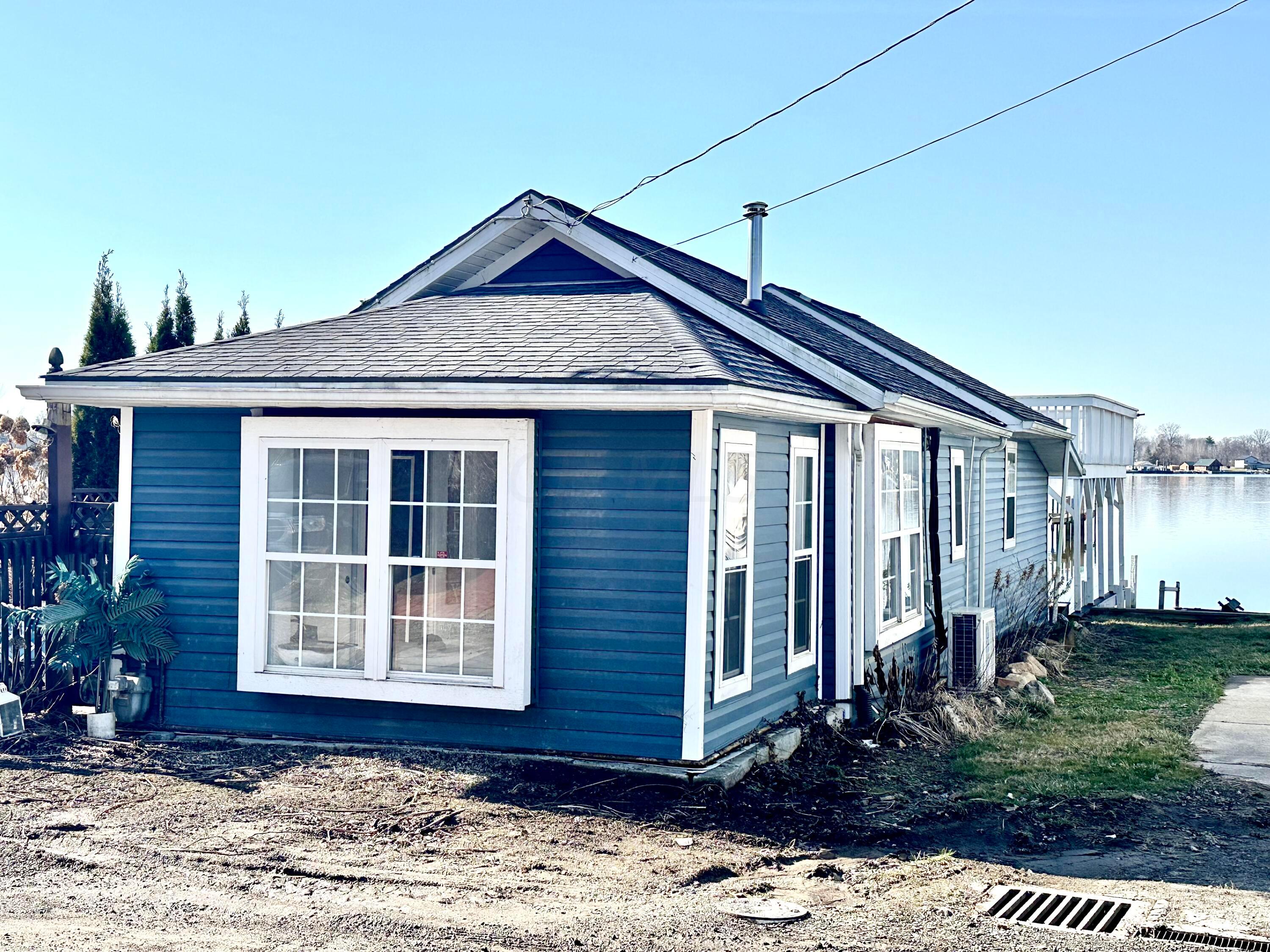 Avondale Rd, Thornville, OH 43076