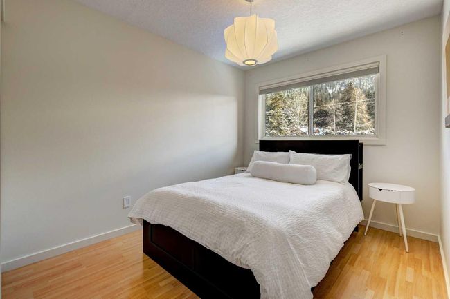 B - 116 Otter, Home with 5 bedrooms, 4 bathrooms and 3 parking in Banff AB | Image 23