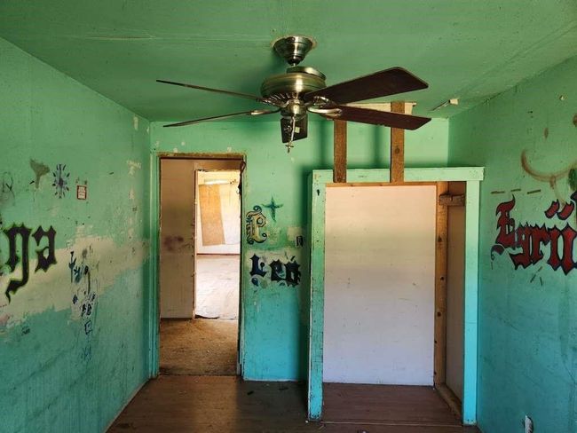 1029 Avenue J, House other with 3 bedrooms, 1 bathrooms and null parking in Tahoka TX | Image 8